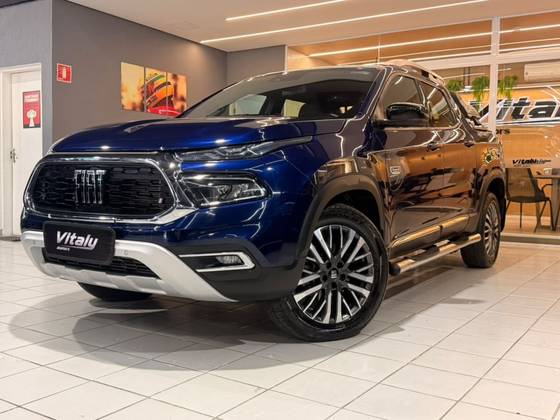 FIAT TORO 2.0 16V TURBO DIESEL RANCH 4WD AT9 FIAT TORO 2.0 16V TURBO DIESEL RANCH 4WD AT9